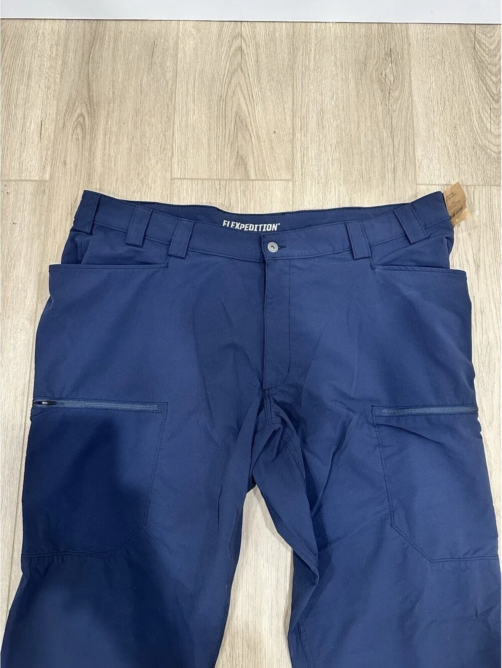NWT Duluth Trading Flexpedition Cargo Pants 44x30 Navy Blue Relaxed Fit